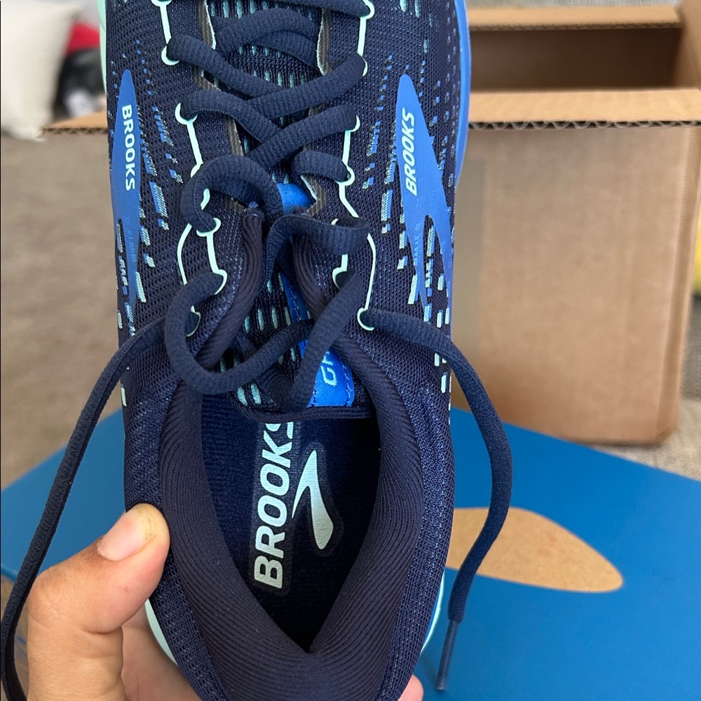 Brooks Ghost 13 Women's Shoes - Blue and Black - Picture 7 of 8